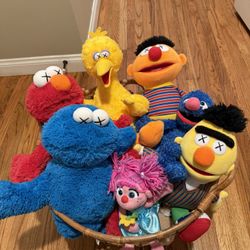 Kaws Sesame Street Plush Collection 