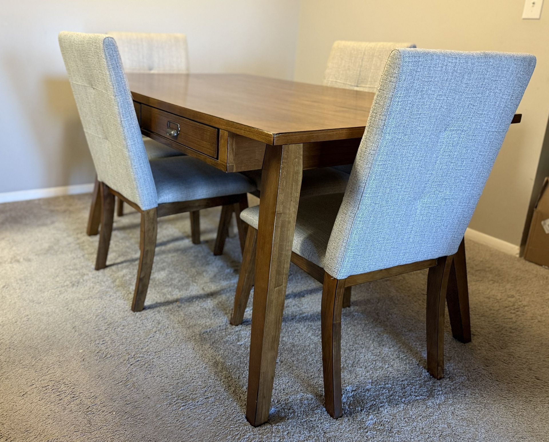 🪑 Dining Table Set with 4 Chairs