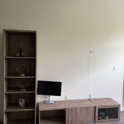 Entertainment Stand 3part 140$