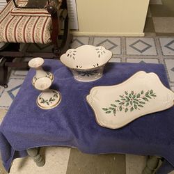 Lenox Christmas Dishes 