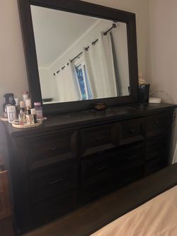King size bedroom set- real wood retails for 5k!