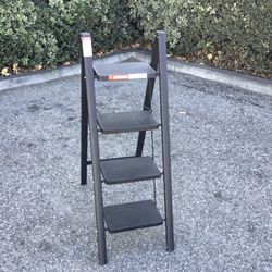 4 Step Metal Step Ladder
