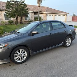 2011 TOYOTA COROLLA S