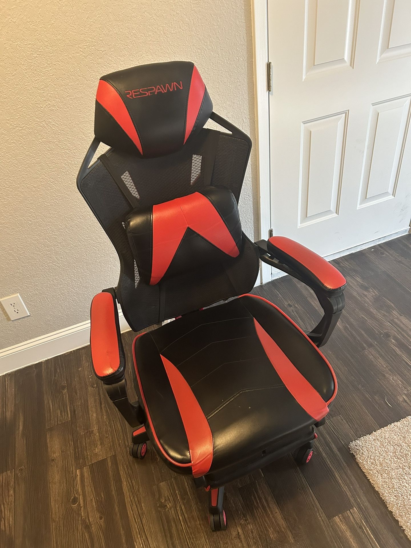 Gaming chair
