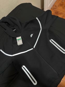 Nike Tech Reflective