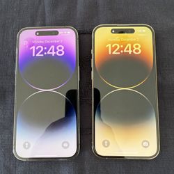Two iPhone 14 Pro