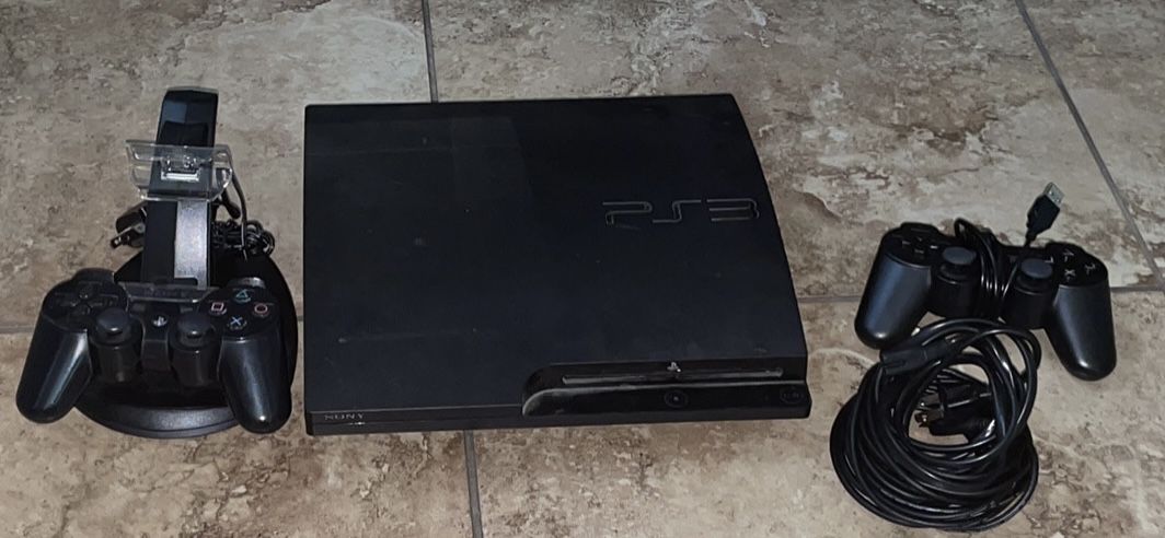 PS3 With 2 controllers and Energizer Charger