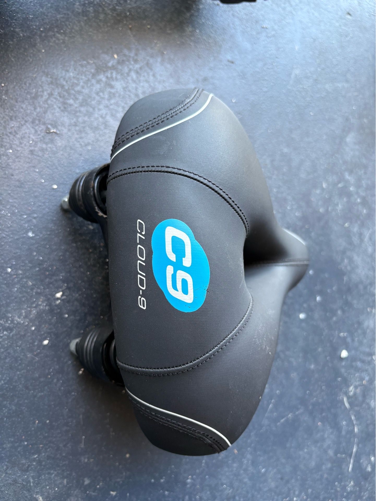 Bicycle seat