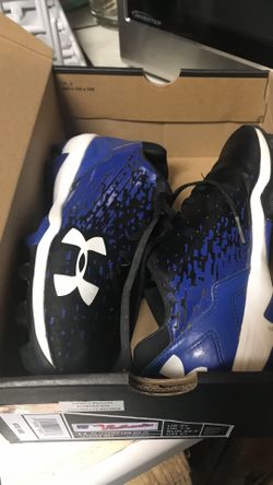 Size 2y baseball cleats