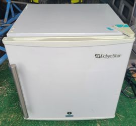 Edge Star Countertop Freezer