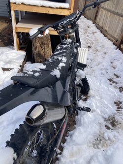 250 4stroke Dirtbike For Parts 1000