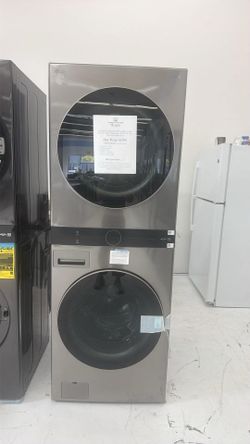 LG Wash-Tower gas dryer with steam / MSRP$3399