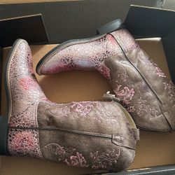 Pink Boots 