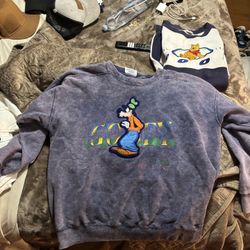 Disney Goofy Crew Neck