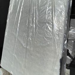 Full Size Box Spring Available For Pickup Today 