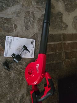 Milwaukee M18 blower