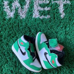 JORDAN 1 LUCKY GREEN
