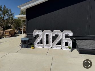 2026 graduation decorations