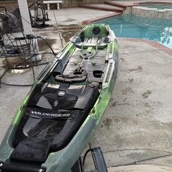 Wilderness Systems A.t.A.K Kayak