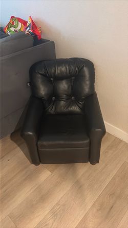 Child’s recliner chair