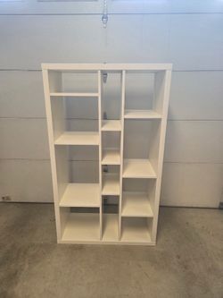 White Shelf