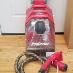 Rug DOCTOR CARPET SHAMPOO CLEANING SYSTEM  , AMAZING POWER SUCTION  , WORKS EXCELLENT  , IN THE BOX 