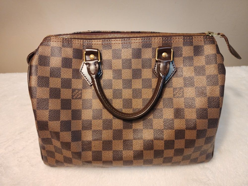 Louis Vuitton Damier Speedy 30