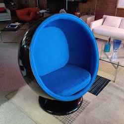 Aron Fiberglass Globe Chair