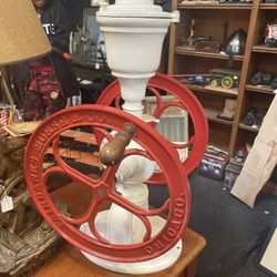 1890s Fairbanks Morse number seven coffee grinder, Burr Mill corn bean Wheat