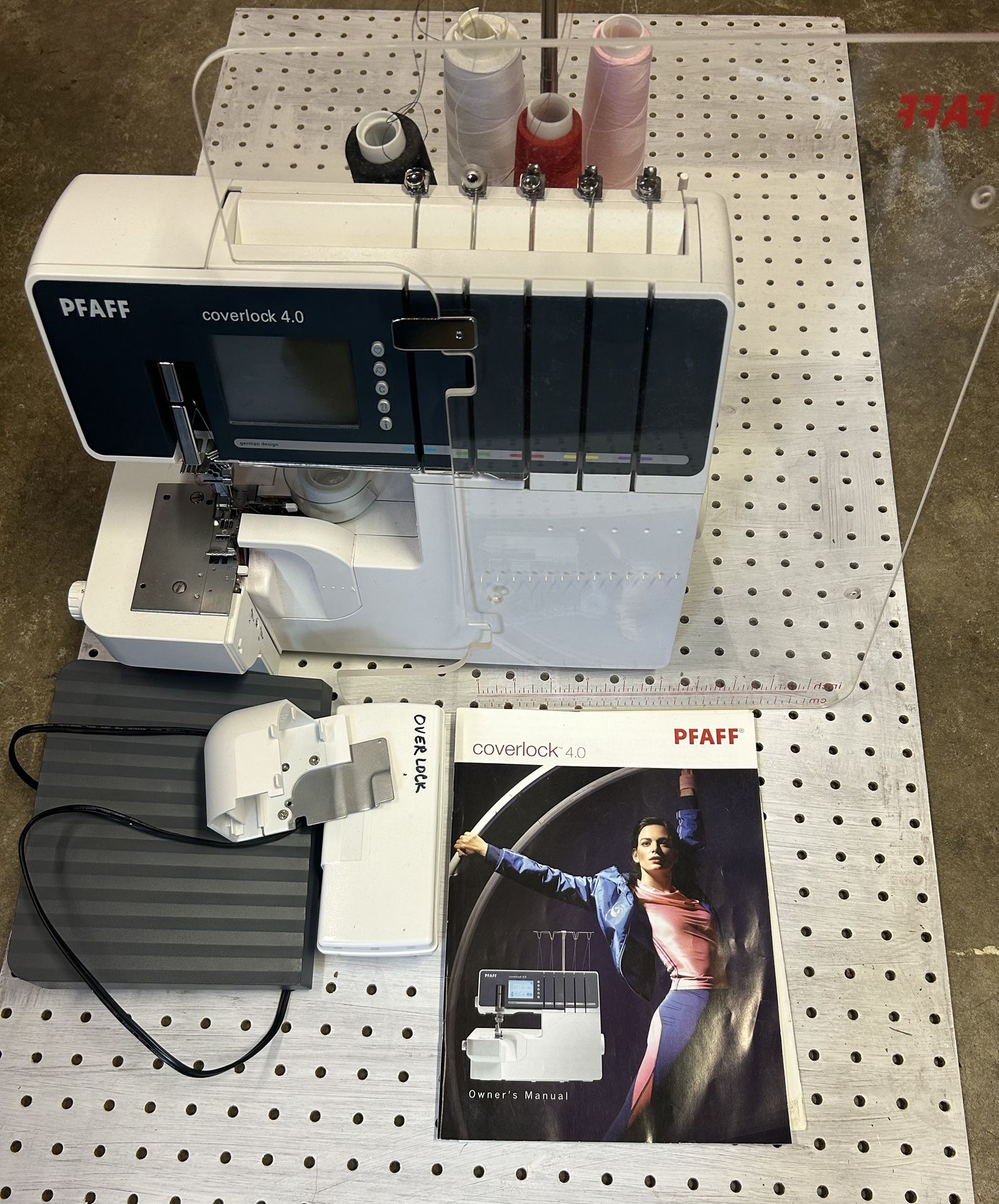 Coverlock/ Serger