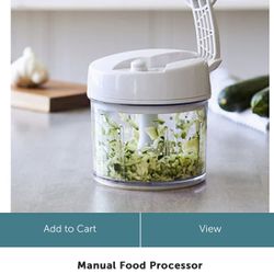 Pampered Chef Manual Food Processor Plus Lid for Sale in Floresville, TX -  OfferUp