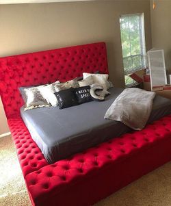 Cama Queen ask For Price 