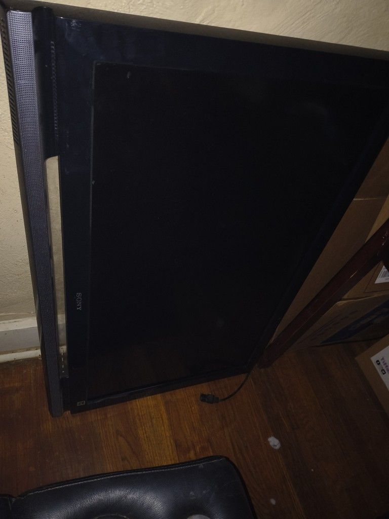 Sony TV Read Description