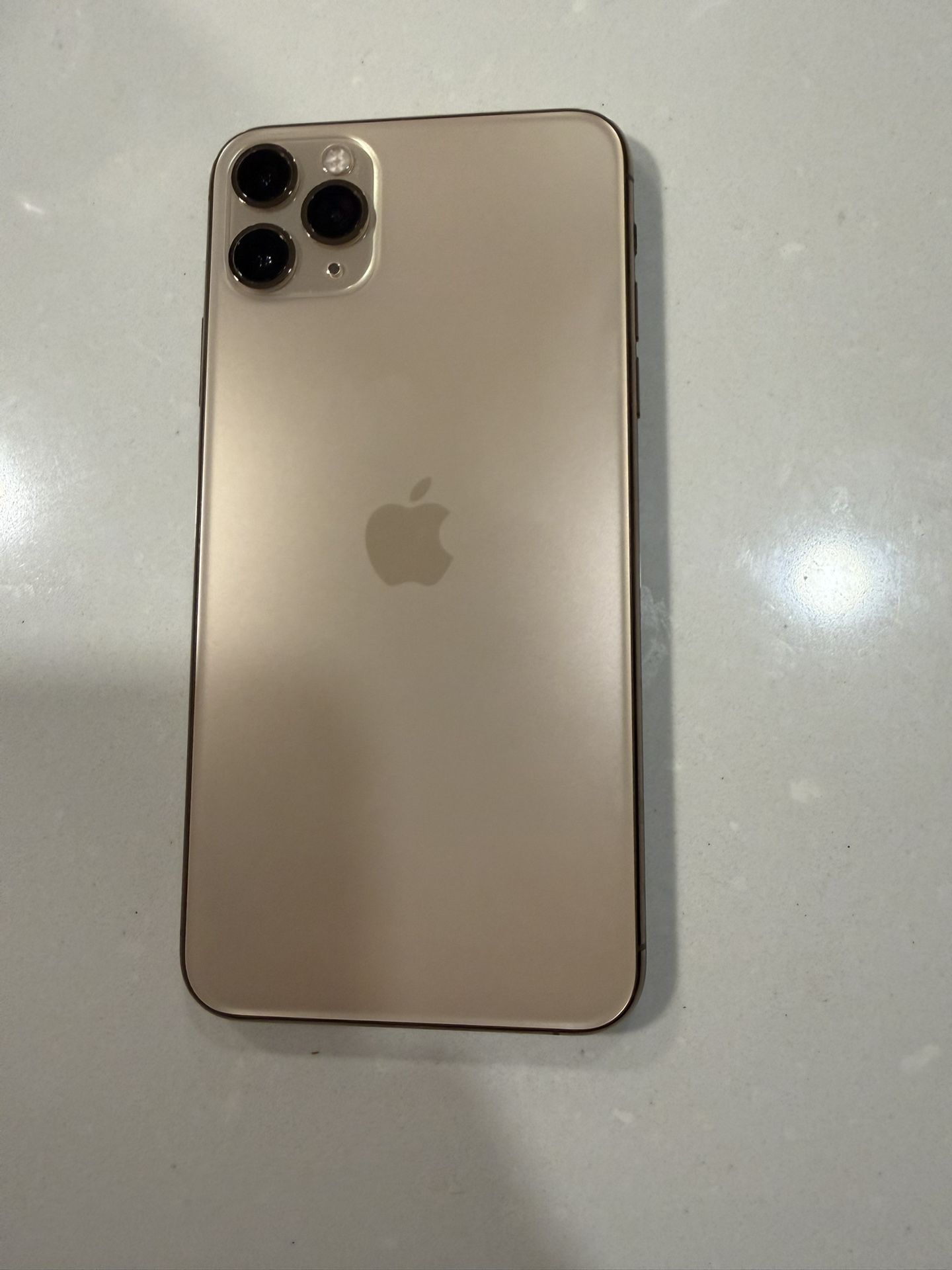 Apple iPhone 11 Pro Max 256 GB Unlocked Gold Used Great Condition New Battery