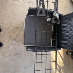 Wall Mounted Racks - Steel 