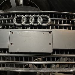 2007-2015 Audi Q7 Grill