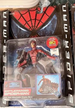ToyBiz Battle Ravaged Spider-Man Action Figure