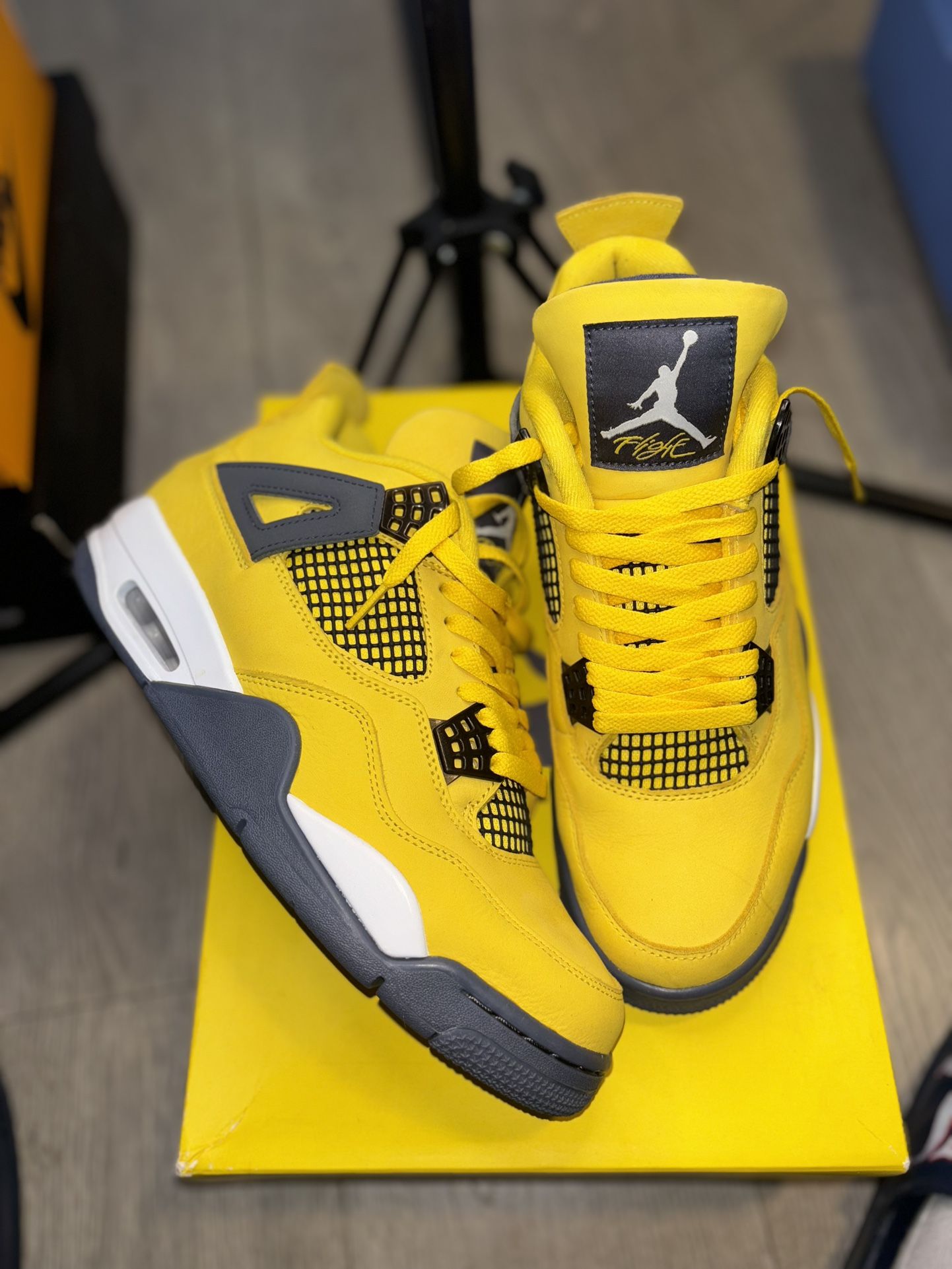 Jordan 4 “Lightning”