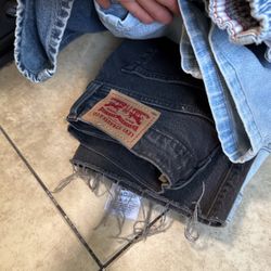 LEVIS JEANS