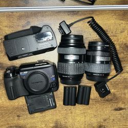 Olympus E300 Digital Camera 