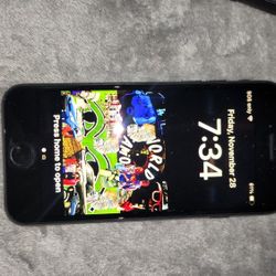 2023 Iphone SE 3rd GENERATION  With OUTTER BOX