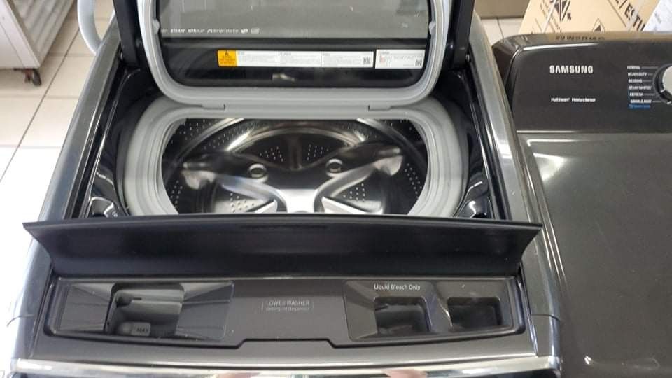 SAMSUNG Washer And Gas Dryer Set