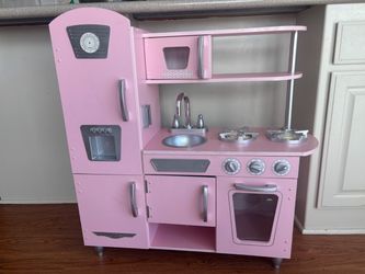 Kids play kitchen
