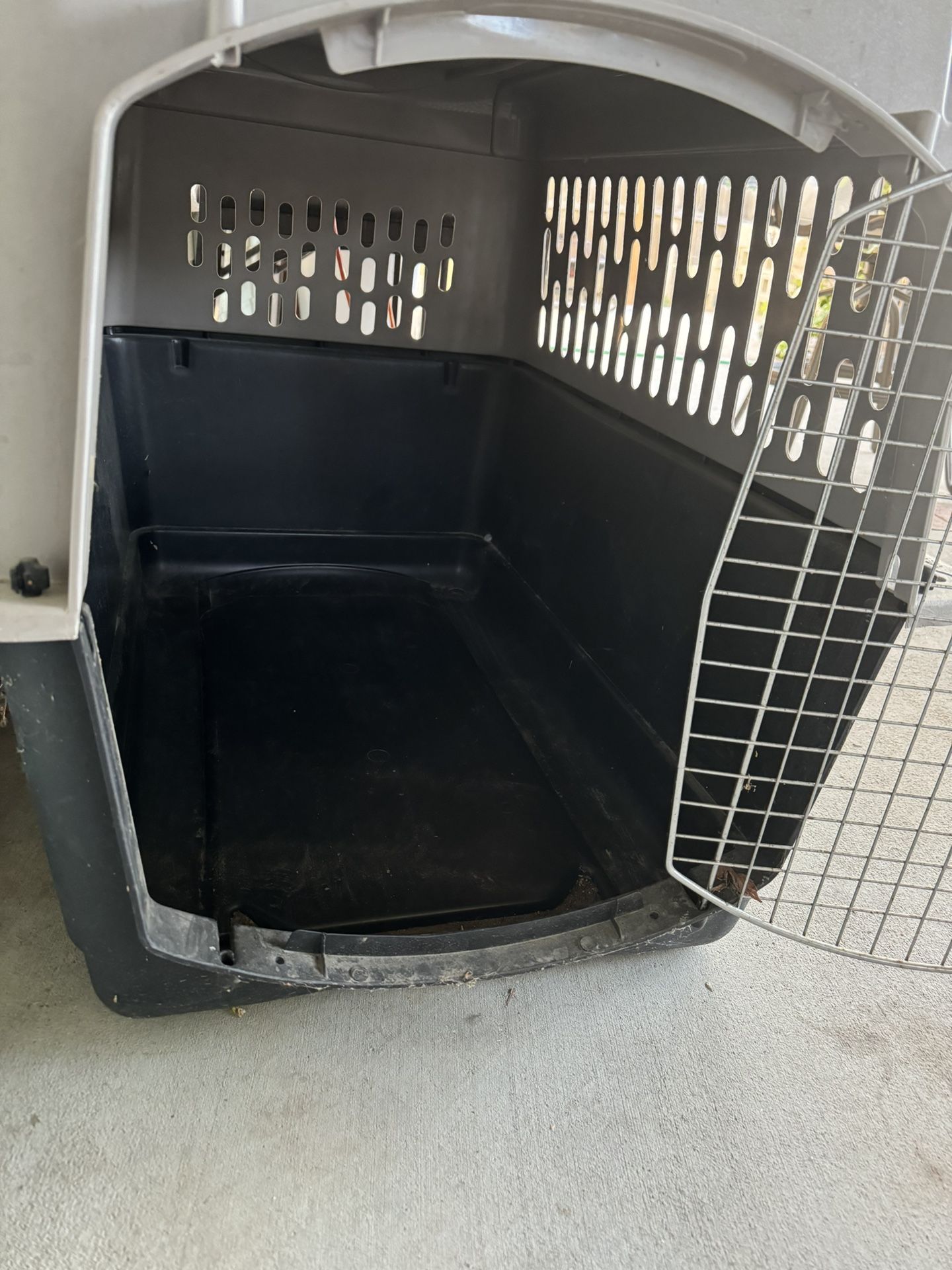 XL Dog Crate