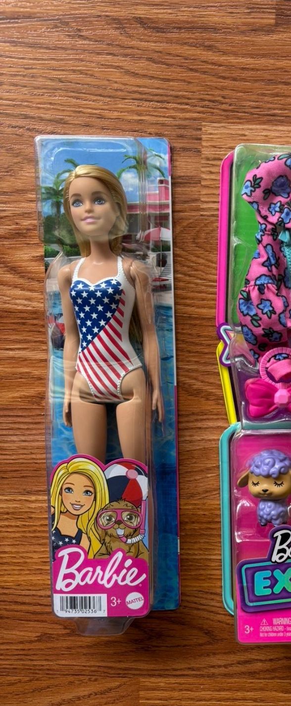 Beach Pool Water Barbie Doll Extra Clothes And Accessories And Fancy Dress Dolls