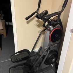 Bowflex Max Trainer M5
