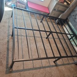 Bed Frame,Queen,BUEN ESTADO