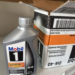 4 quarts of Mobil 1 Supercar 0-w40 - new