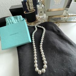 Tiffany’s Ball Necklace