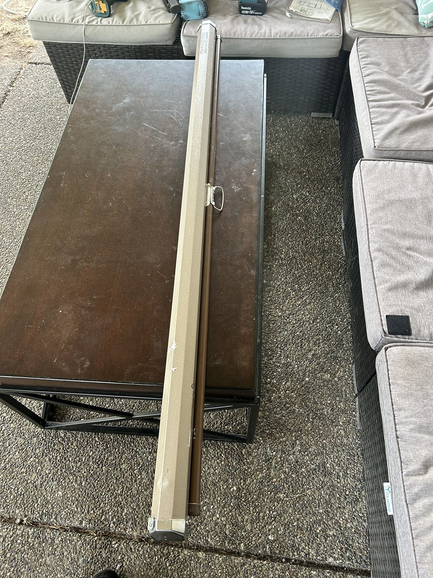 Projector Screen
